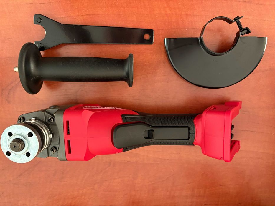 Szlifierka kątowa akumulatorowa 125mm nowa typu Milwaukee M18