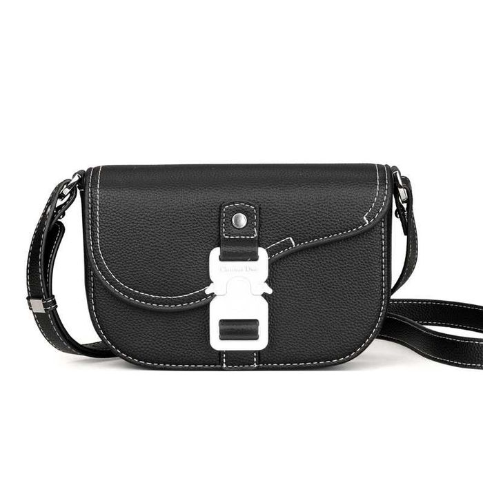 Сумка Dior через плечо, мессенджер Диор бананка барсетка, слинг сумка