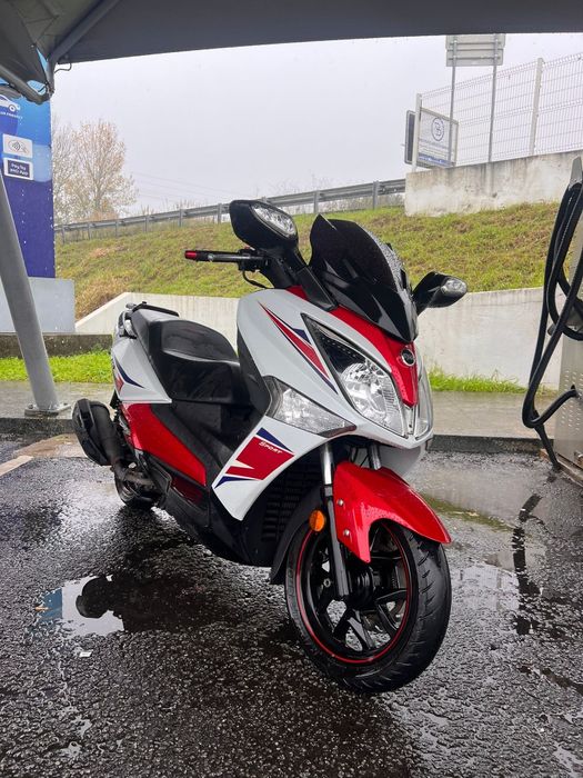 SYM GTS 125 sport edition