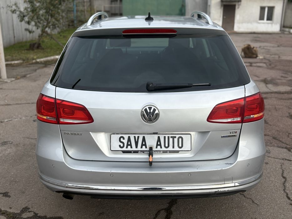 В Житомирі VW Passat B7 2013 1.6дизель праве кермо не розмитнений Жито