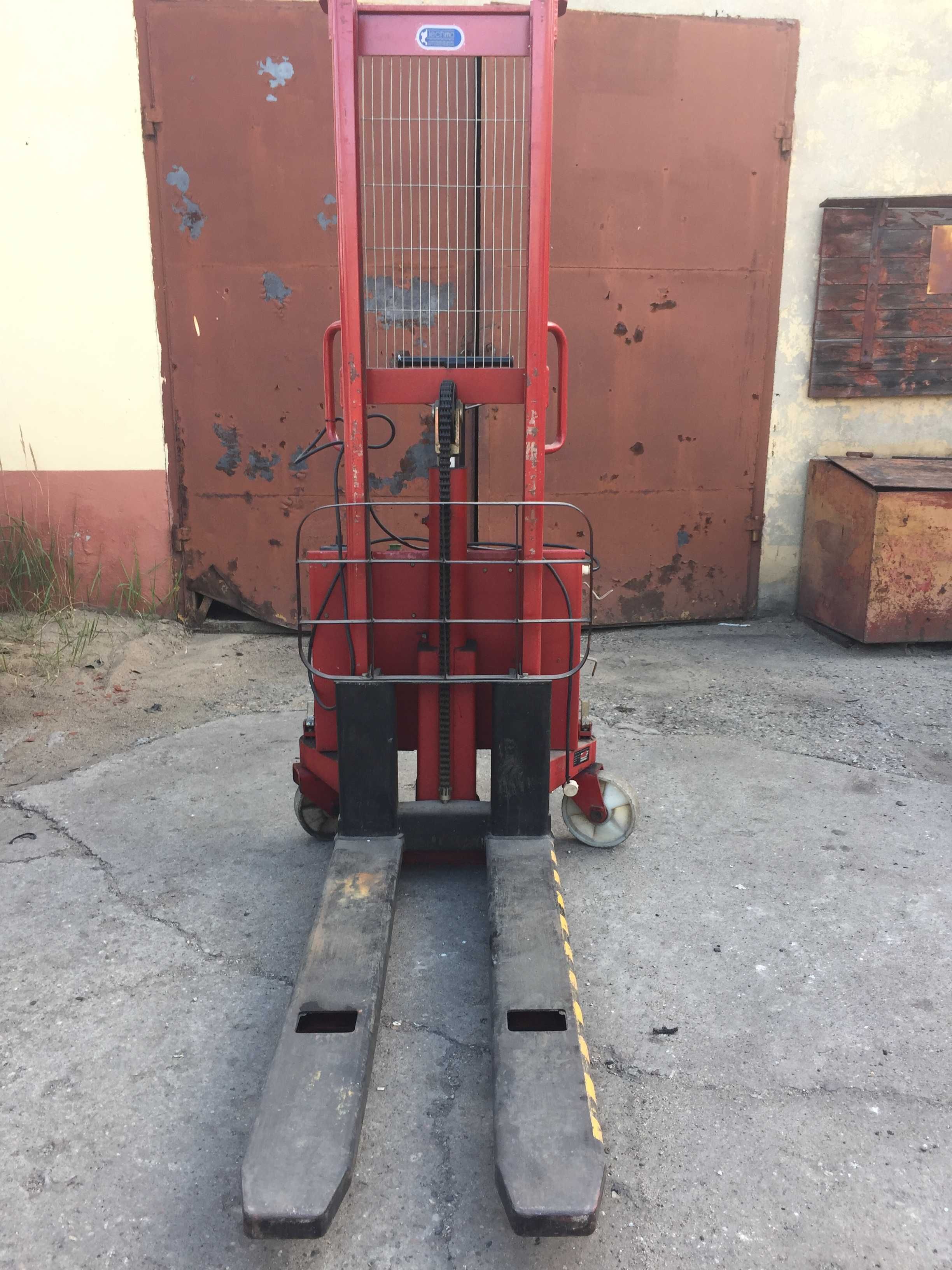 Wózek masztowy ręczny z elektrycznym napędem - udźwig 800kg