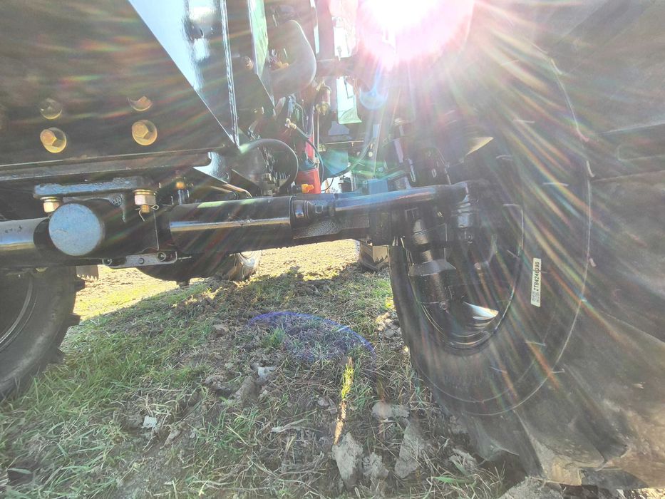 Трактор с кабиной Кентавр 404 SCU новый кузов