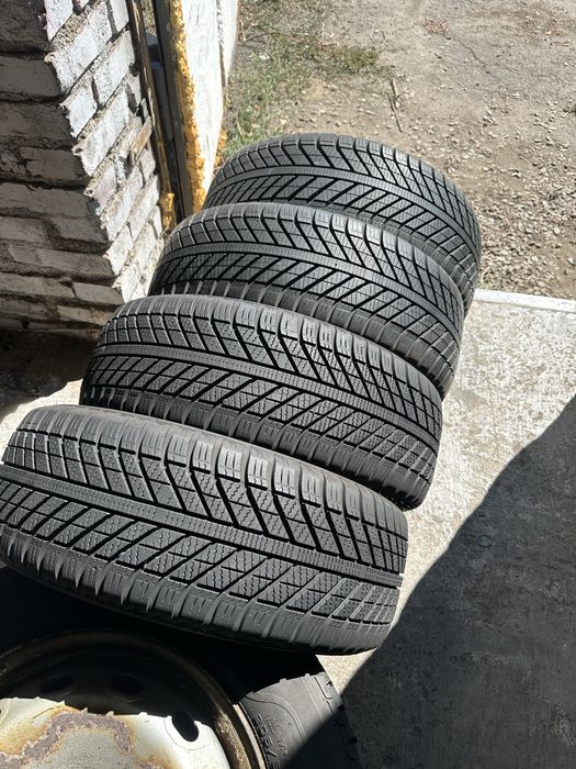 205/55 R16 GoodYear Vector4Season /2шт./2021рік/всесезон/