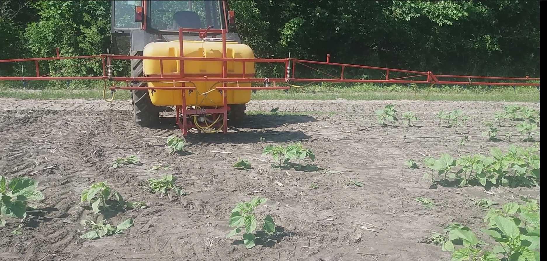 Оприскувач польський навісний Polmark 800л. (14м)