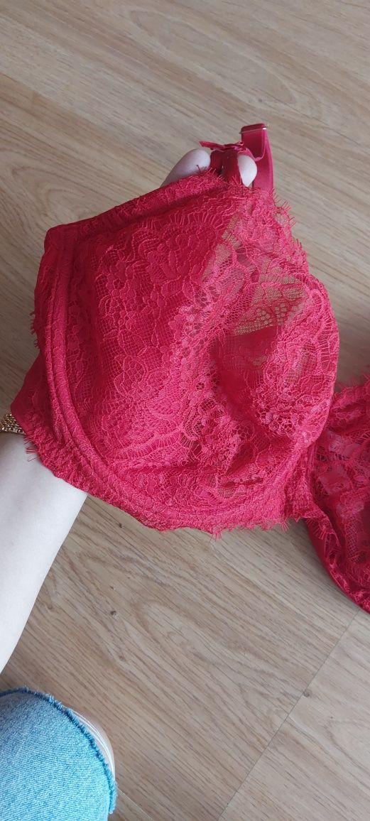 Biustonosz koronkowy Victoria's Secret