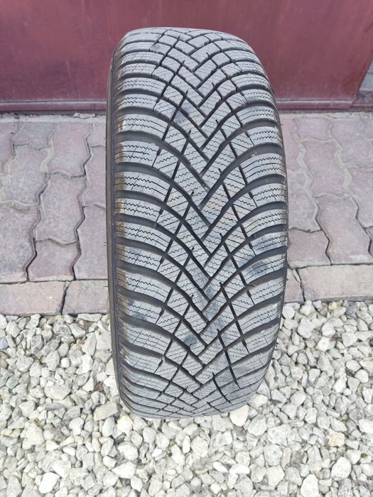 Sprzedam zimowe opony z felgami 205/55/R16 (komplet 4 szt),Super stan!