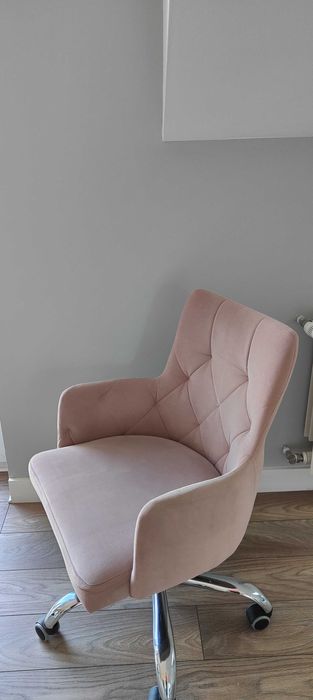 Krzesło obrotowe Meblik Royal Blush Cloud