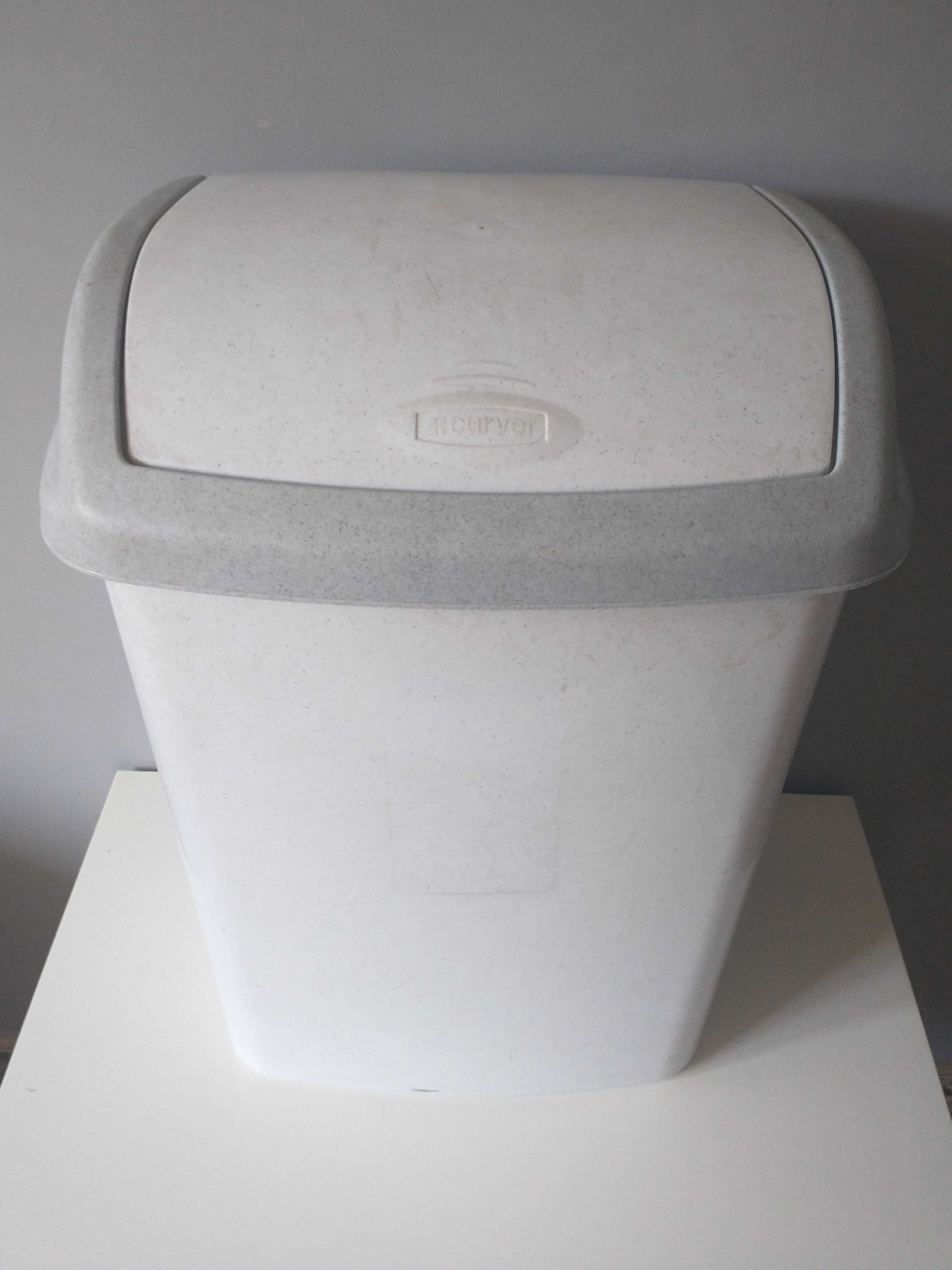 kosz uchylny "Dominik" 25l, marki Curver
