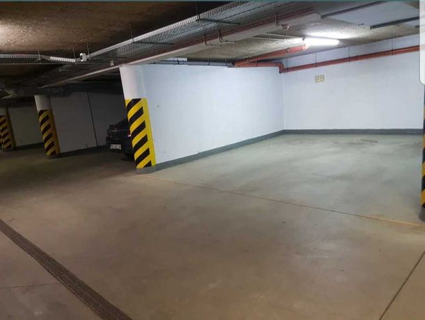 Duży garaż parking w Centrum (5min Stary Browar) ogrzewany, monitorowa