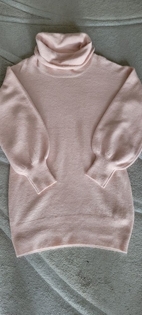 Długi oversizowy sweter damski reserved