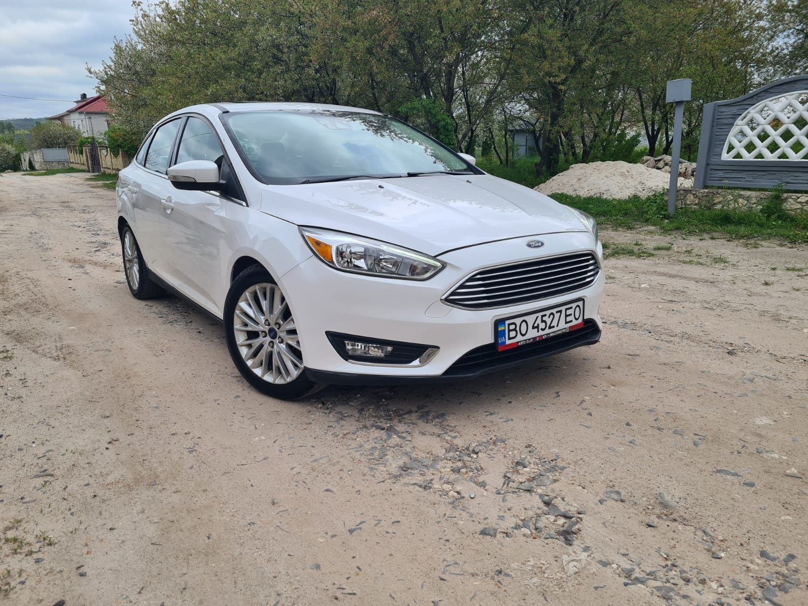 Ford focus titanium 2015p