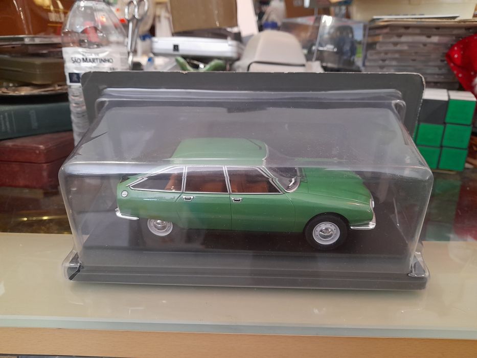 Carros Citroën Visa e GS - Peugeot 504 - Fiat 500 novos escala 1:24