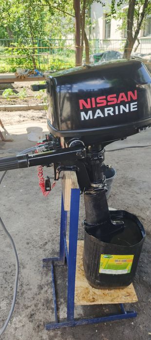 Лодочный мотор Ниссан Марин 6 4такта