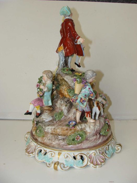 Okazała XIXw.  porcelanowa figura  5- postaciowa . Drezno