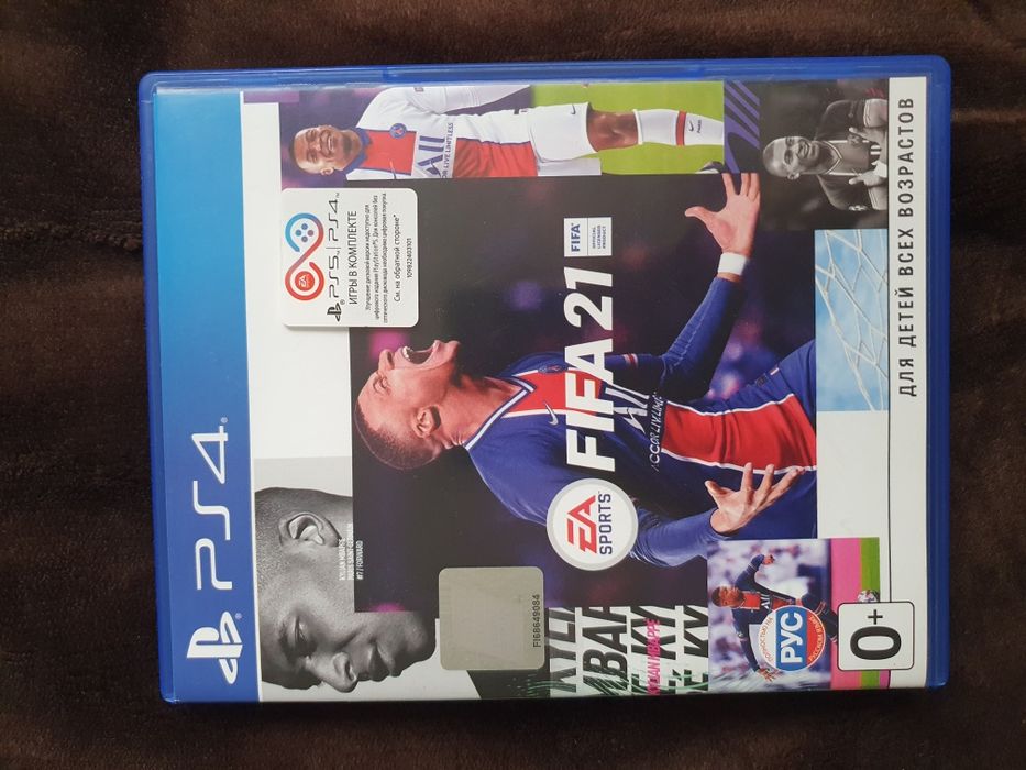 диск FIFA 21 для PS4