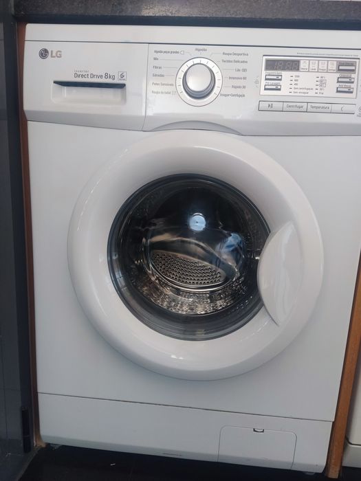 Máquina de lavar roupa LG
