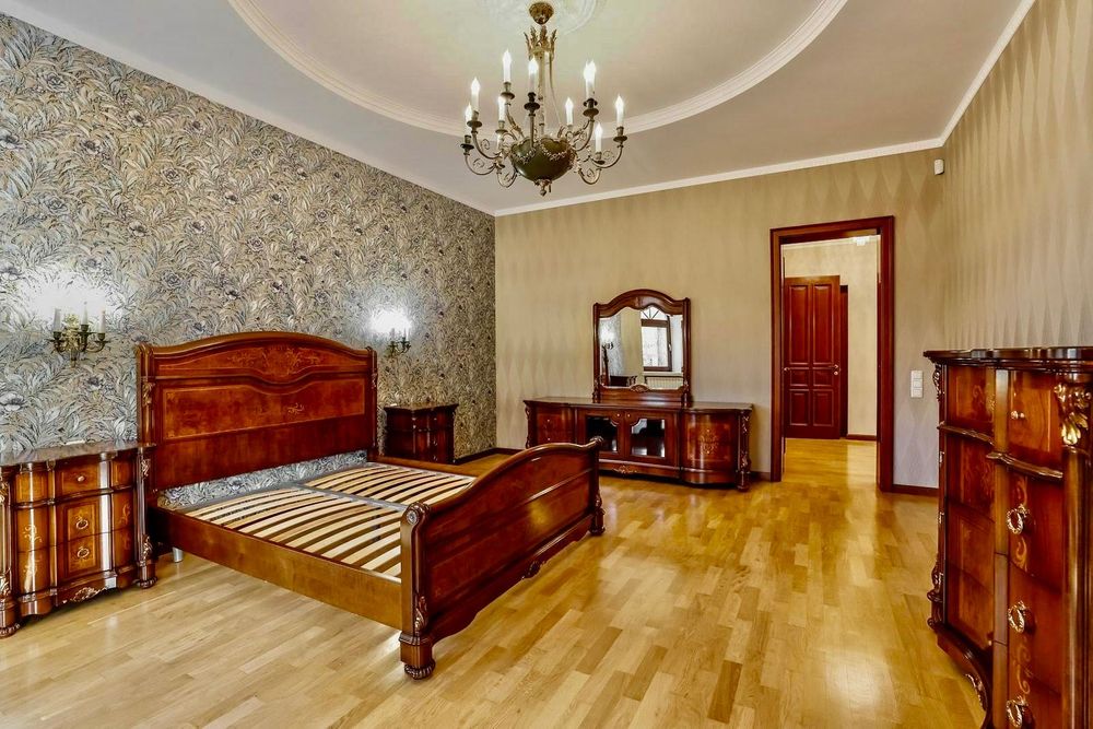 Козин. КГ Сосновый Бор. 520 м2. Новый ремонт! 20 соток в лесной части!