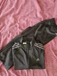 Dres sportowy Adidas 164 // jak nowy