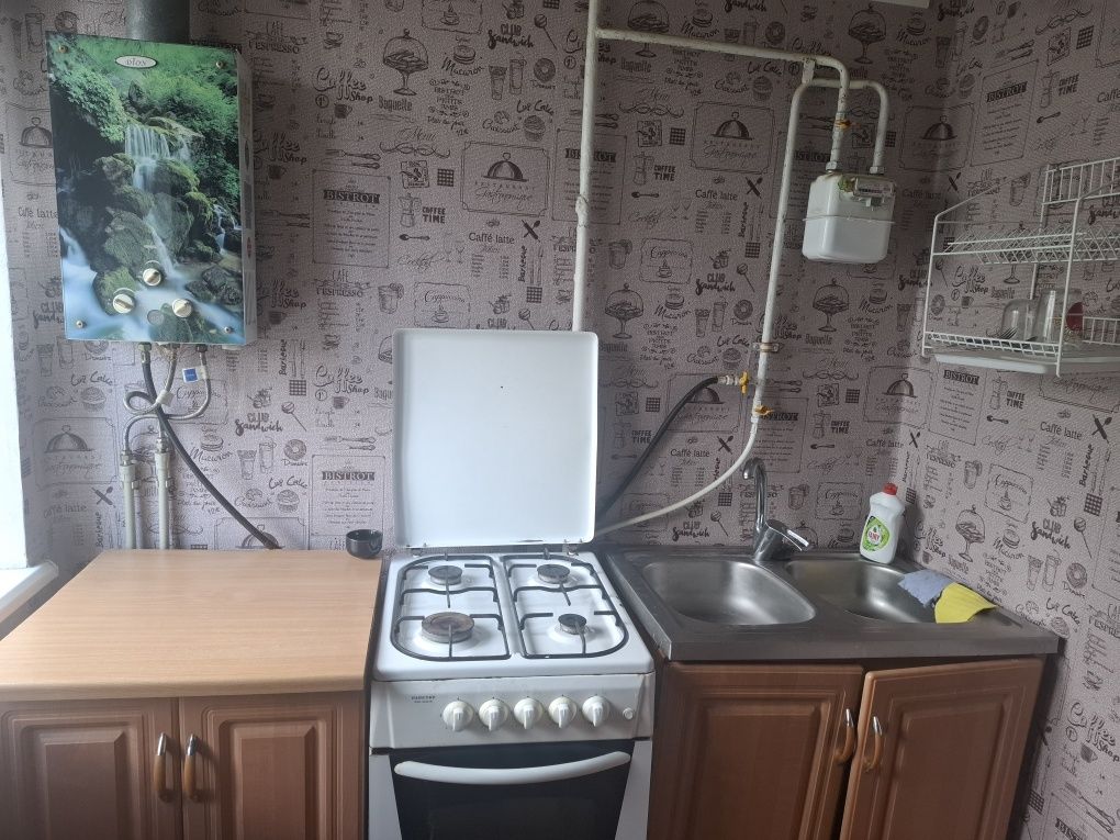 Сдам 3х ком.квартиру в р-не 6й школы.