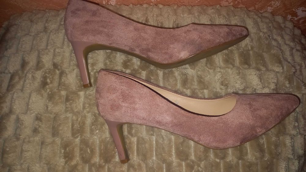 Туфлі замшеві 37-38 розмір