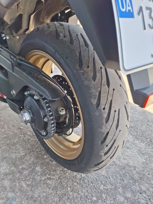 Продам Honda VFR 800 2012 року офіційний з України.Пробіг рідний