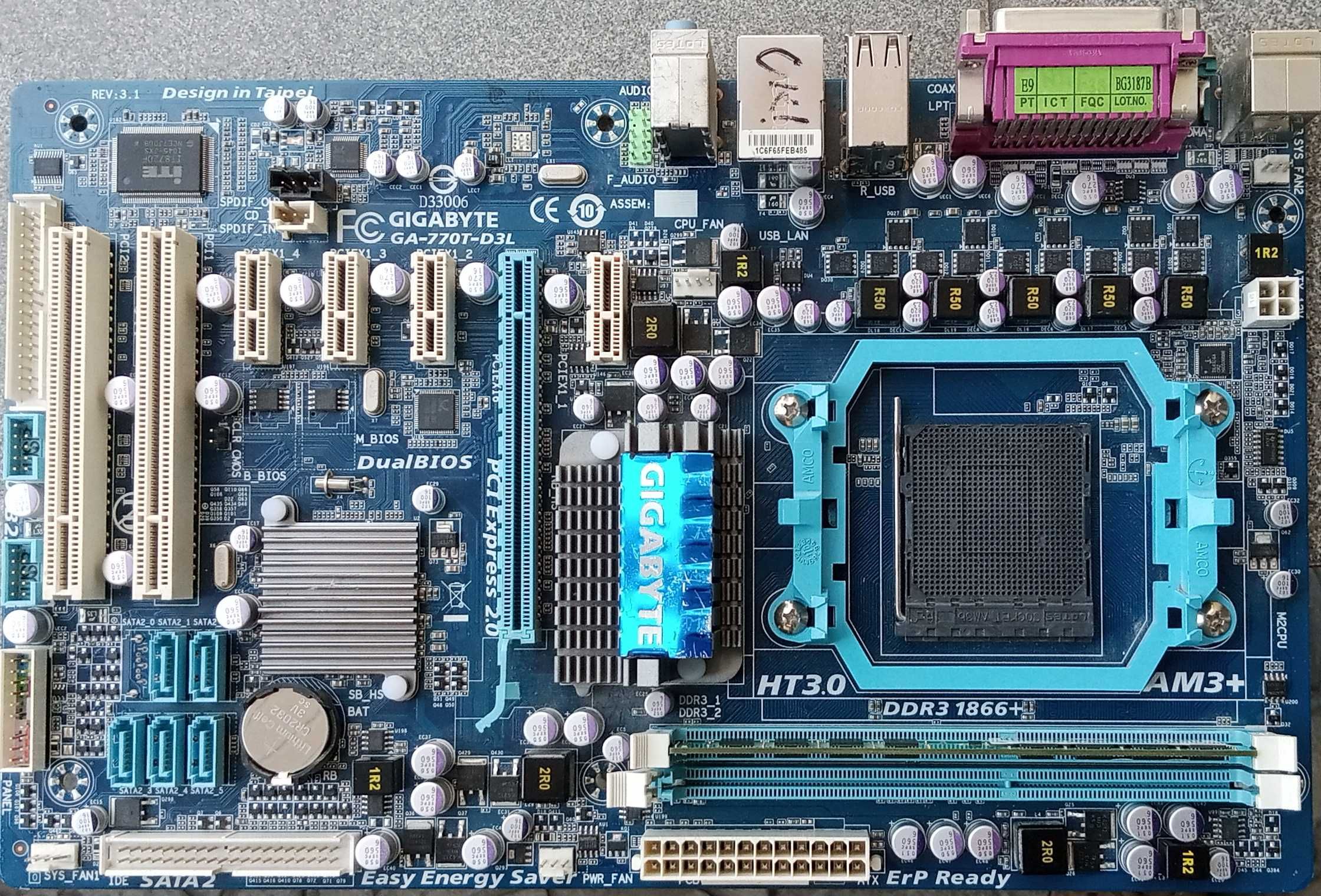 Материнська плата GIGABYTE GA-770T-D3L Rev3.1