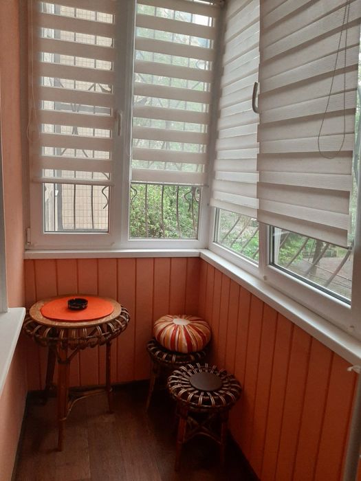 Оренда 2-х кім квартури посуточно , горняцкий