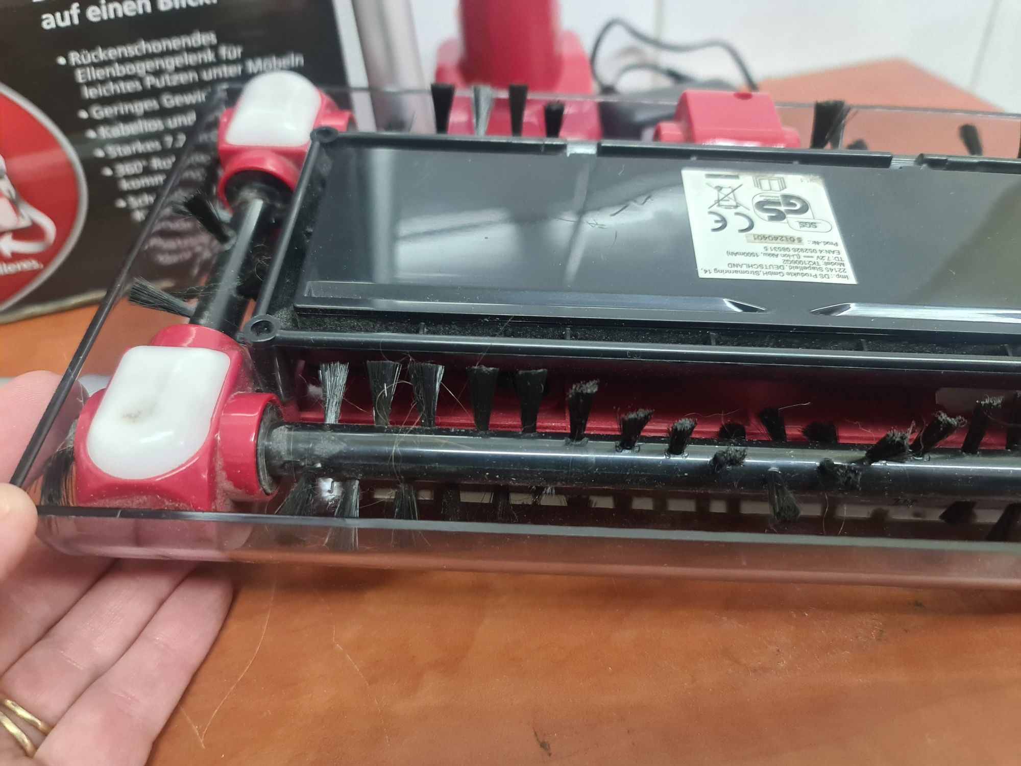 Swivel Sweeper akumulatorowa miotła bezprzewodowa bezworkowa