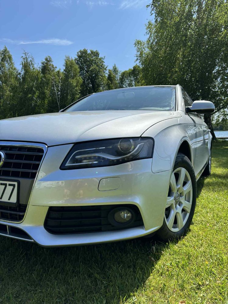 Audi A4 B8 2.0 TDI Automat - multitronic 2011 rok