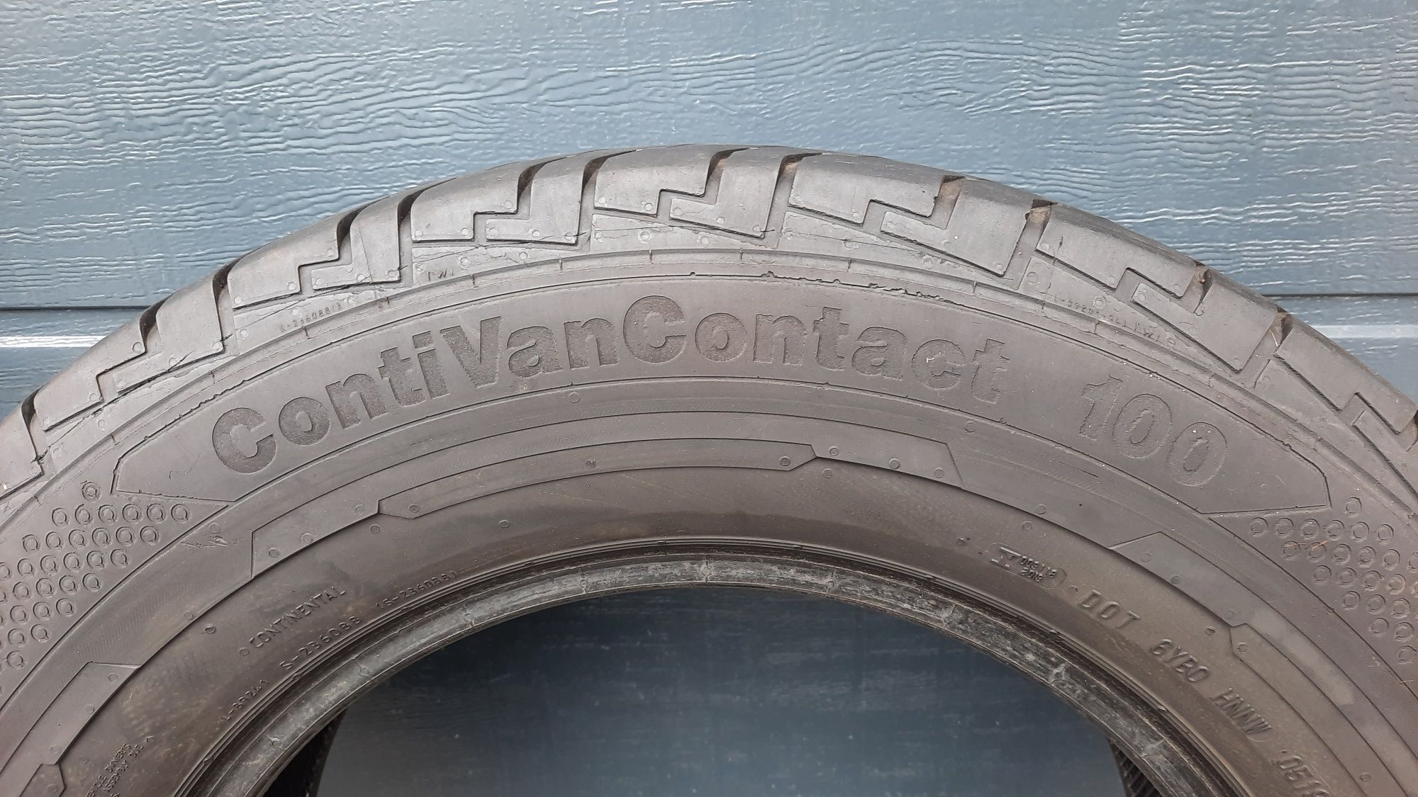 Continental 235/65 R16 C ContiVanContact 100