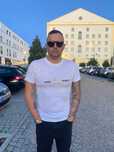 T-shirt cinzenta F