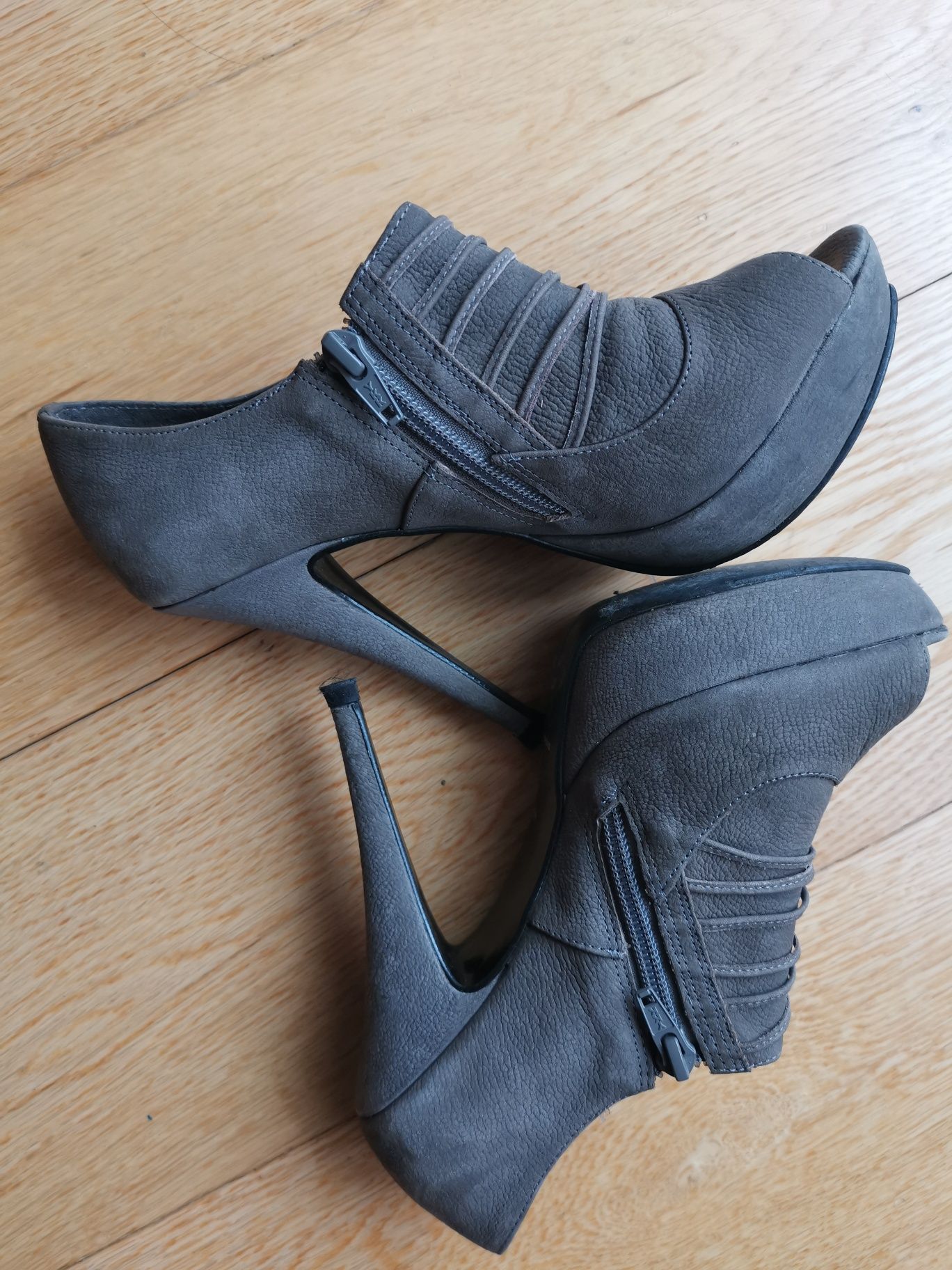 Botins Zilian, 37