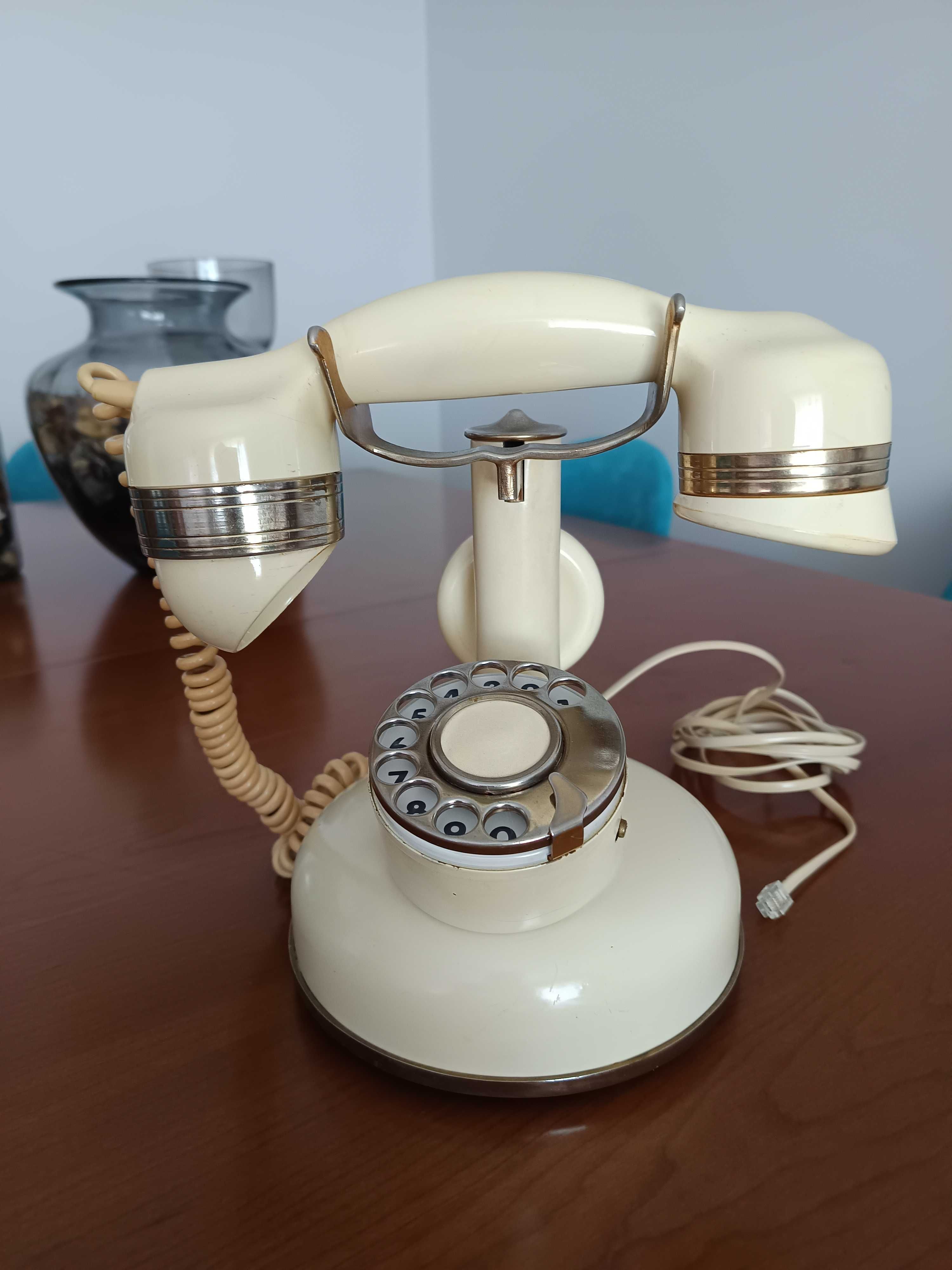 Telefone Telcer anos 70 funcional
