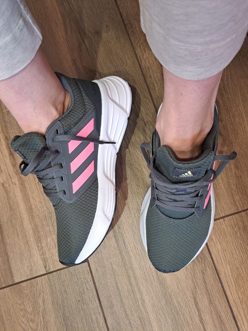 Кросівки Adidas Galaxy 6 GW4135 Grey 40 розмір