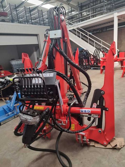 Grua Agricola ou Florestal Modelo GAF 500 S Nova com rotor e pinça