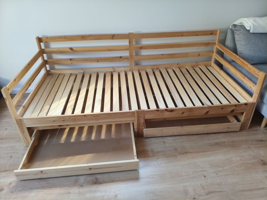 łóżko sosnowe rozkładane