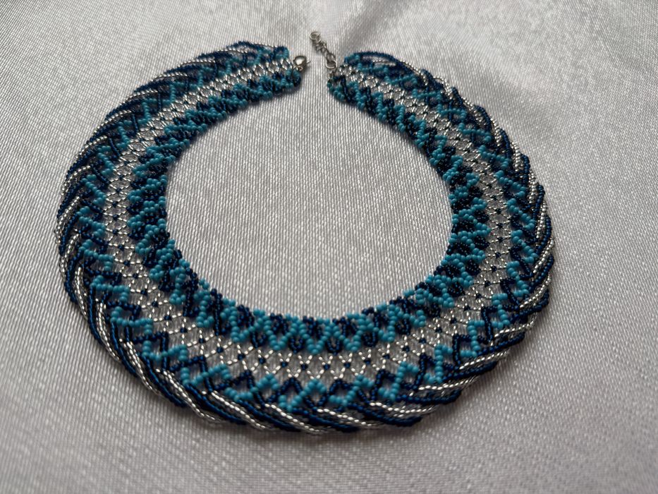 Силянка з чеського бісеру