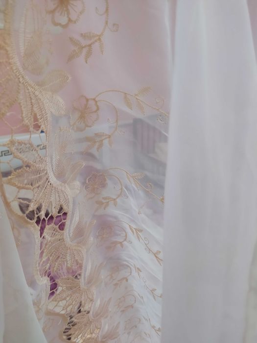 Продам тюль 2 шт 3,5 і=3,6 м за дві 350грн  і є ще такі штори