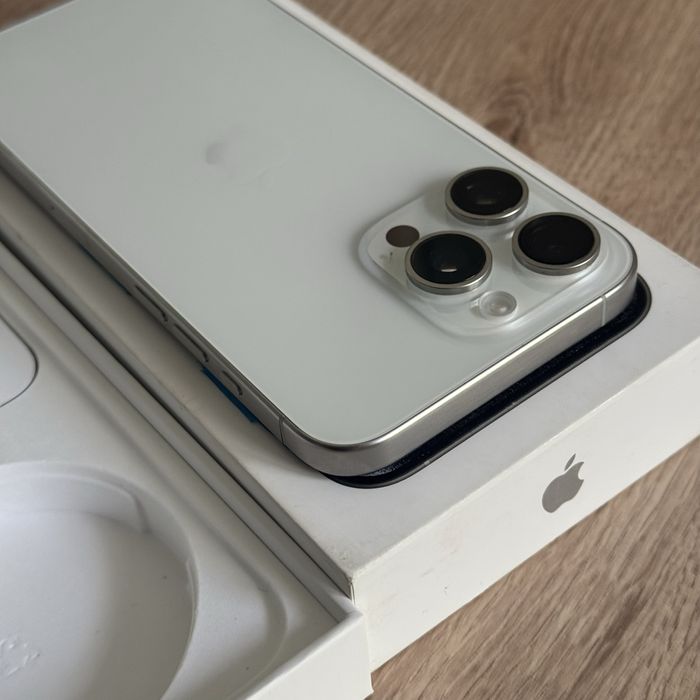 Apple iphone 15 pro max 256 Донор