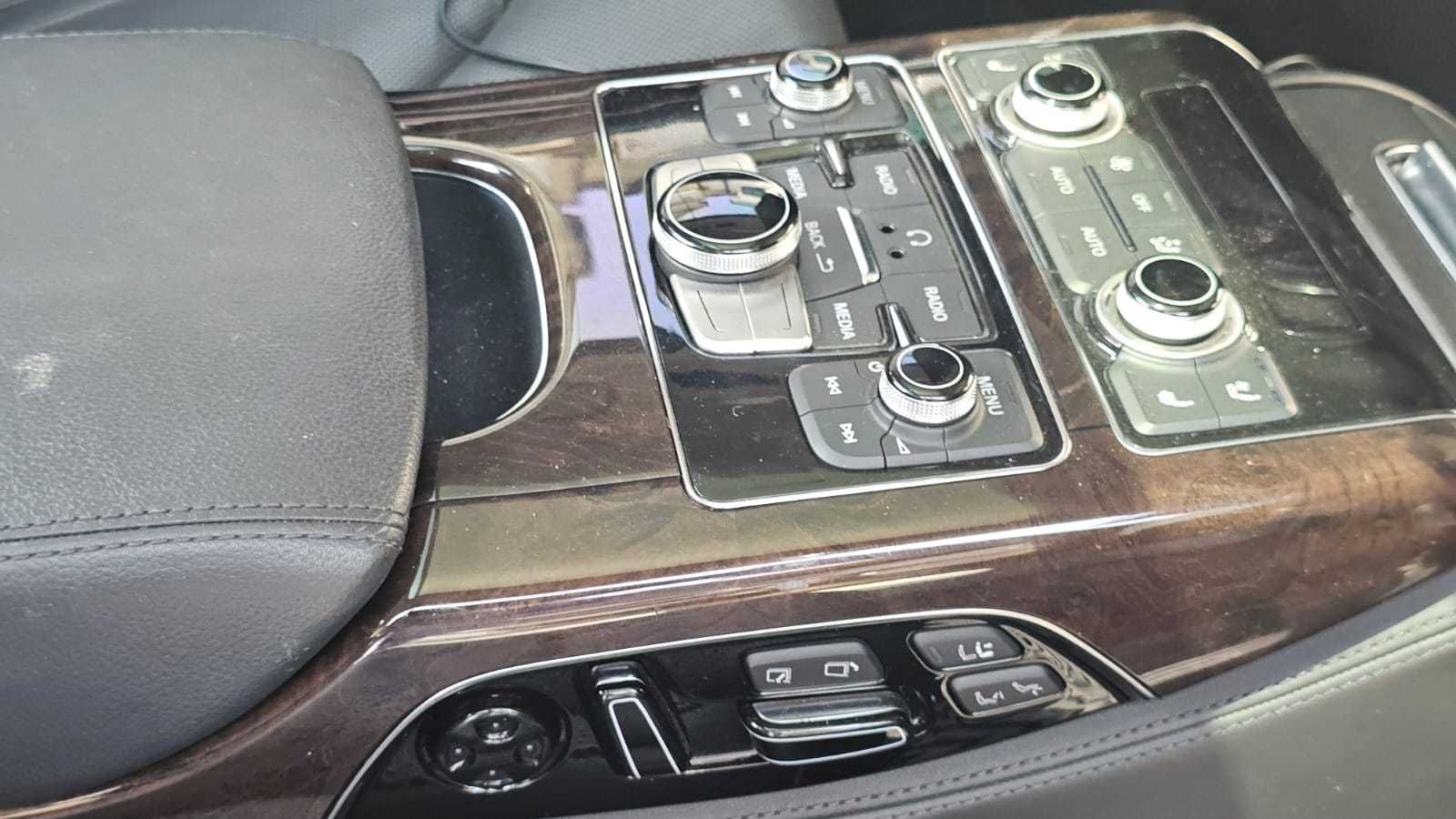 Audi A8 3,0 Long