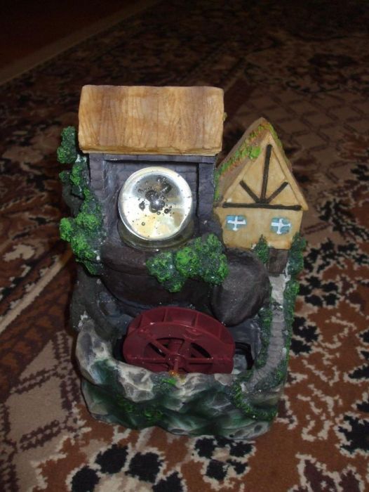 светильник-водяная мельница