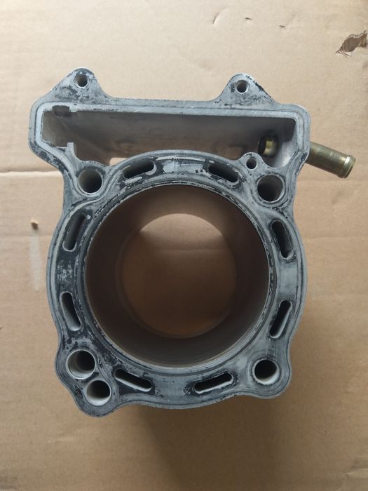 Сузукі DRZ -LTZ-400 поршнева