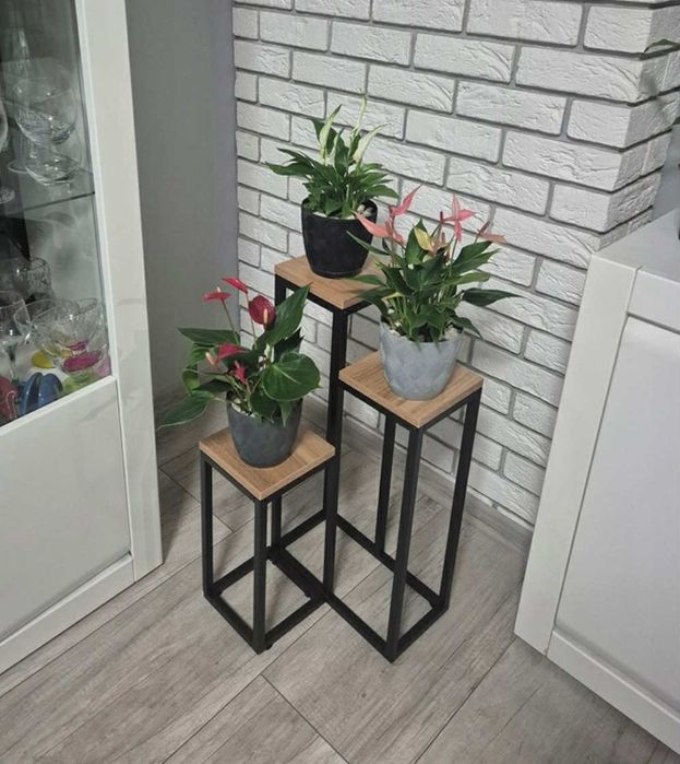 Kwietnik Stojący Stojak na Kwiaty Kwiatki Rośliny Metalowy Loft 3 Pozi