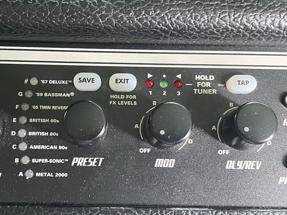 Fender Mustan I v2