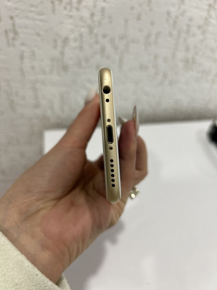 iPhone Apple 6S, 32Гб, gold