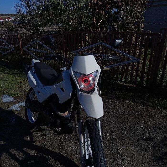 Продам мотоцикл spark sp250 D1