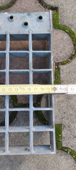 Stopień schodowy  ocynk