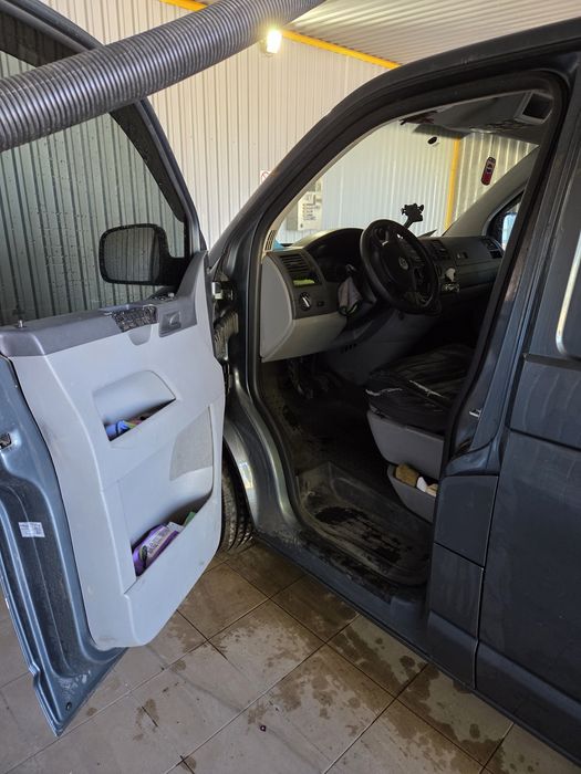 Фольксваген Т5 1.9 ТД