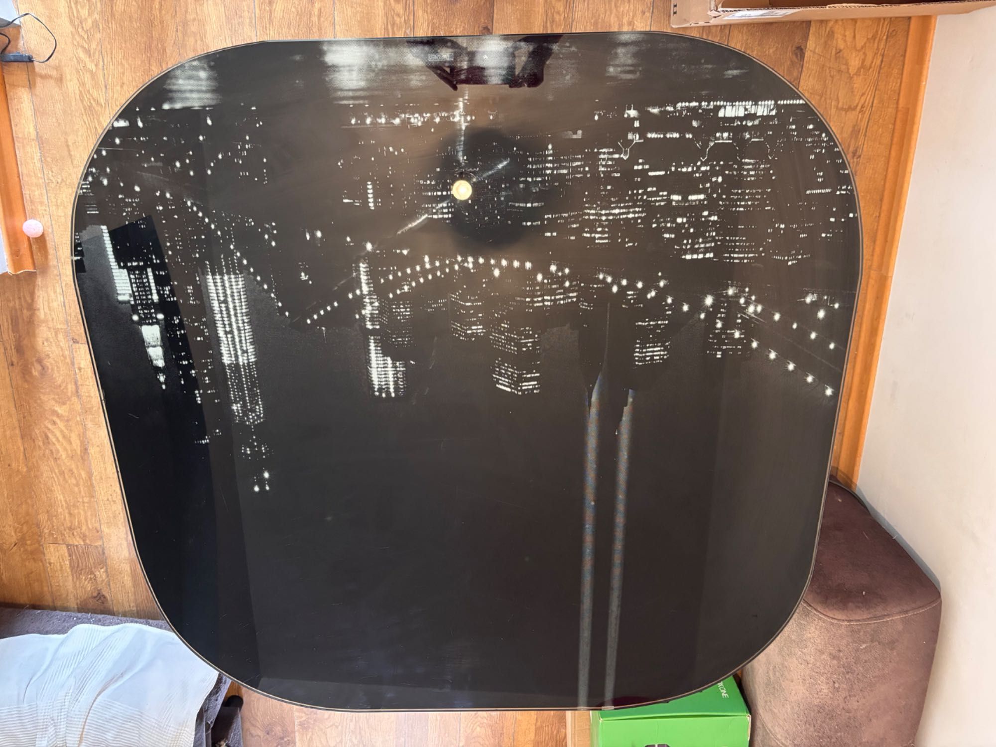 Mesa de jantar quadrada em vidro temperado (100x100 cm)