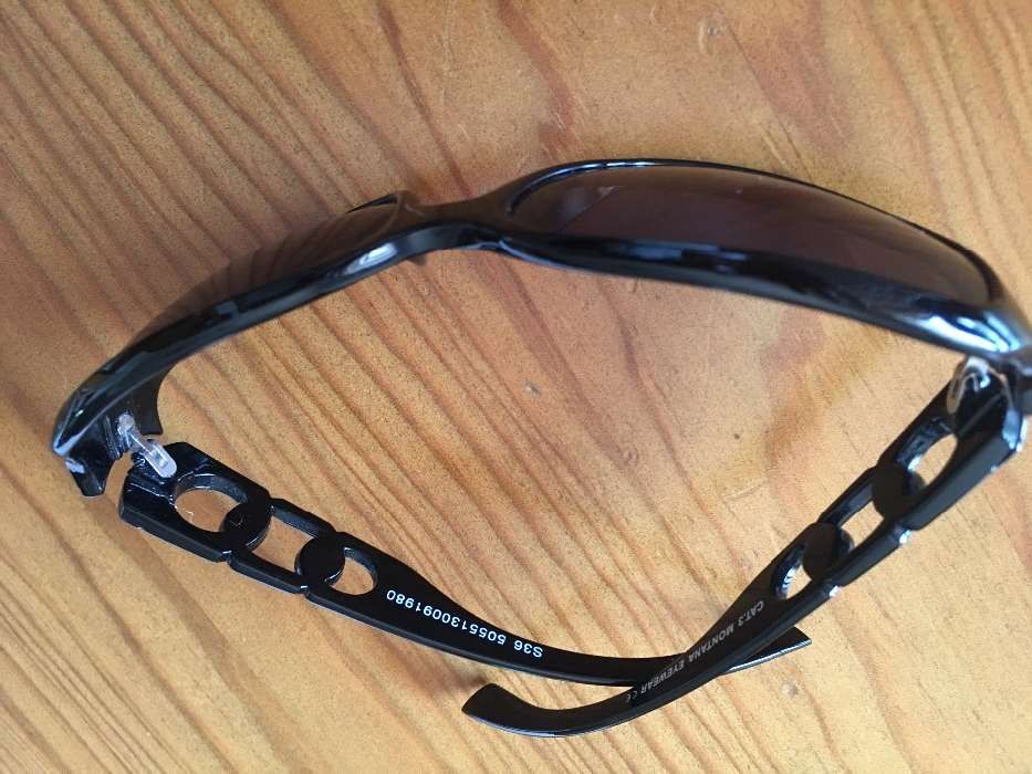 Oculos de sol Novos
